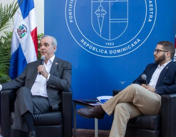 Presidente Abinader conversa con estudiantes universitarios sobre educaci&oacute;n, liderazgo y servicio p&uacute;blico como pilares del desarrollo