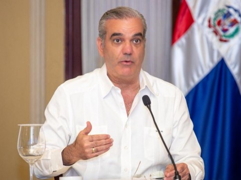  Presidente Luis Abinader anuncia que el Gobierno mantendr&aacute; sin variaci&oacute;n precios de los combustibles para la presente semana