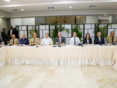 Presidente Abinader encabeza reuni&oacute;n de seguimiento al Plan de Seguridad Ciudadana