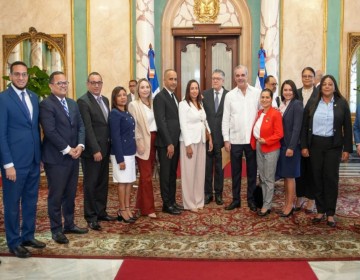 Presidente Abinader juramenta al Comit&eacute; Dominicano de Salud Mental Penitenciaria
