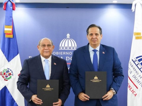 Ministerios de Salud y Educaci&oacute;n Superior establecen criterios para certificaci&oacute;n de t&iacute;tulos acad&eacute;micos de extranjeros en &aacute;reas de la salud