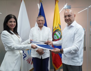 Refidomsa suscribe un acuerdo de cooperaci&oacute;n energ&eacute;tica con Petroecuador