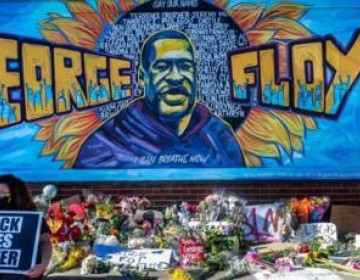 Agente puso su rodilla en cuello de detenido una semana antes del caso Floyd