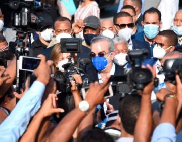 Abinader llega a Santiago para celebrar su primer Consejo de Gobierno en esa ciudad