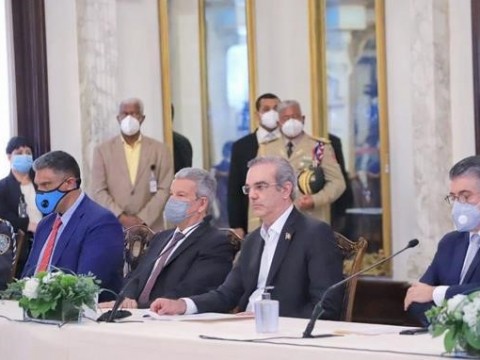 Abinader dispone inicio de liquidaci&oacute;n de Procomunidad