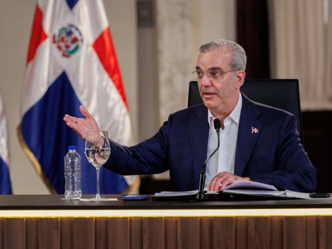 Presidente Abinader anuncia ampliaci&oacute;n del acueducto del Cibao Central y soluci&oacute;n a la distribuci&oacute;n de agua en Santo Domingo