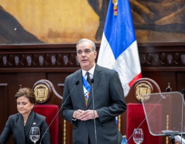 Presidente reafirma educaci&oacute;n como eje del desarrollo y anuncia reforma para transformar el sistema educativo