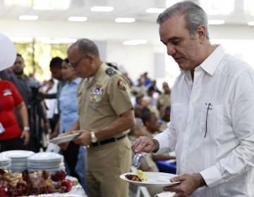 Abinader eleva el seguro m&eacute;dico de militares retirados al plan m&aacute;ximo
