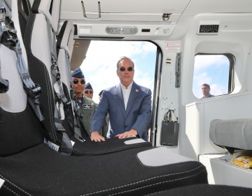 Presidente Abinader encabeza ceremonia recibimiento dos nuevas helic&oacute;pteros en la FARD