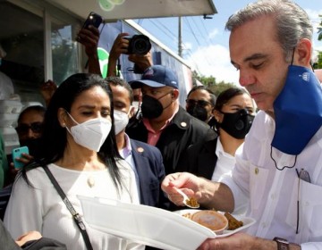 Presidente Abinader dispone RD$25 MM para reconstrucci&oacute;n del mercado de San Francisco de Macor&iacute;s