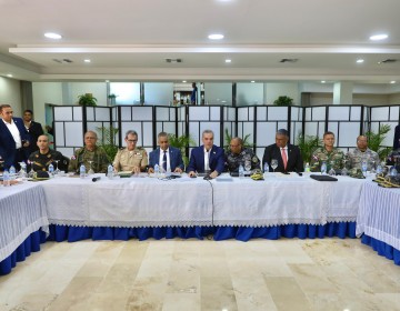 Presidente Abinader encabeza reuni&oacute;n de seguimiento al Plan de Seguridad Ciudadana