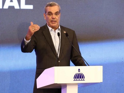 Abinader revela que se intoxic&oacute; con DDT cuando ten&iacute;a cuatro a&ntilde;os