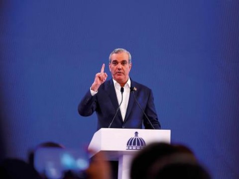El presidente Luis Abinader encabeza LA Semanal con la Prensa