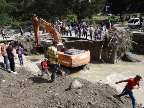 Abinader somete proyecto que crea Cuerpo Especializado de Mitigaci&oacute;n a Emergencias y Desastres