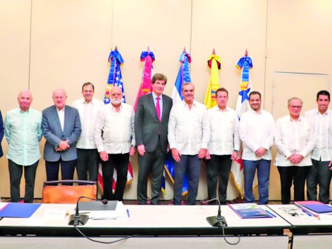Abinader valora potencial del pa&iacute;s para expandir nuevas industrias y generar empleos
