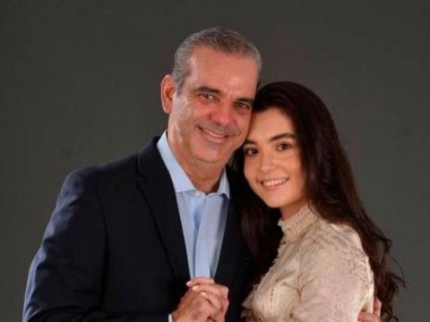 &ldquo;A los que me dicen suegro les estamos dando seguimiento&rdquo; dice Presidente Abinader
