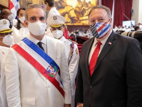 Luis Abinader se une a los esfuerzos por lograr una "transici&oacute;n pac&iacute;fica hacia la democracia en Venezuela"