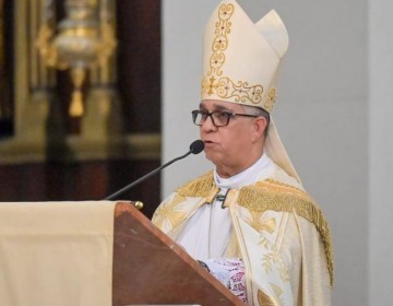 Abinader y Raquel Pe&ntilde;a dan gracias a Dios por su segundo mandato