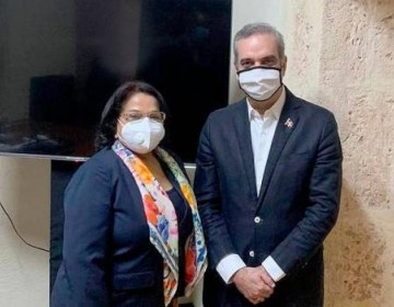 Abinader dice eliminan puestos innecesarios para invertir el dinero en sectores productivos