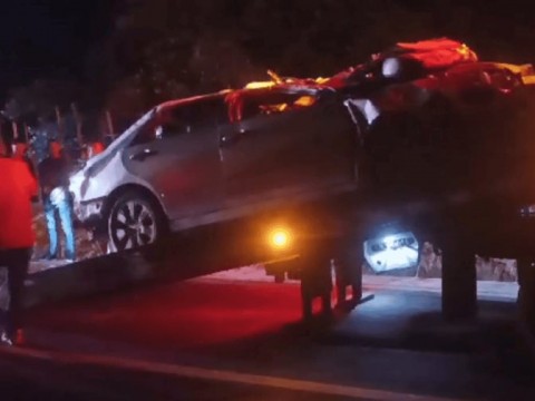 Dos muertos y un herido al deslizarse veh&iacute;culo en la carretera San Jos&eacute; de las Matas-Santiago