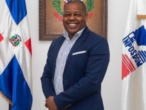 Director de Inposdom dice en Aduanas no le reciben recomendaciones de compa&ntilde;eros por cancelaciones a peledeistas