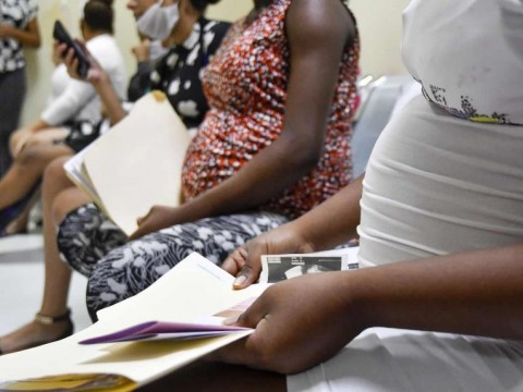 Buscan aumentar la protecci&oacute;n de las embarazadas en el C&oacute;digo de Trabajo