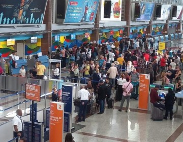 Aeropuerto las Am&eacute;ricas presenta retrasos en vuelos luego de fallo en el sistema inform&aacute;tico en EEUU