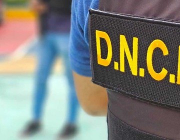 Dos agentes de la DNCD rechazaron soborno de 50 mil pesos en Jarabacoa
