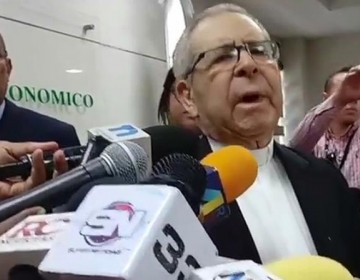 "Para dialogar, el patio podr&iacute;a ser un espacio legal"  Agripino N&uacute;&ntilde;ez Collado a Leonel 