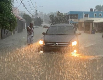 Alerta ante las lluvias: se esperan olas entre 7 y 9 pies en la costa norte