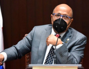 Alfredo Pacheco: No voy a bregar m&aacute;s con el C&oacute;digo Penal &ldquo;que se queden con el viejo&rdquo;