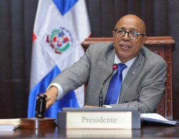 Diputados aprueban proyecto de ley que regula pasant&iacute;as de m&eacute;dicos reci&eacute;n graduados