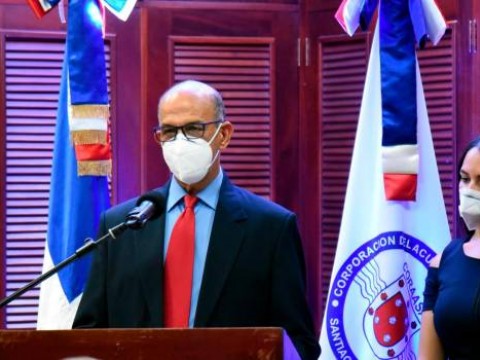 Abinader designa Andr&eacute;s Burgos como director de Coraasan
