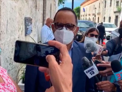 Antoliano Peralta dice podr&iacute;an ser revocadas decisiones del gobierno sino cumplen con la ley