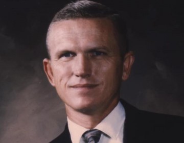 Muere el astronauta Frank Borman, dirigi&oacute; la primera misi&oacute;n alrededor de la Luna