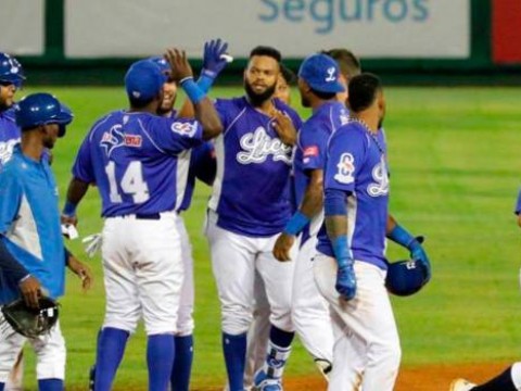  Tigres del Licey con cuatro juegos suspendidos por brote de COVID-19