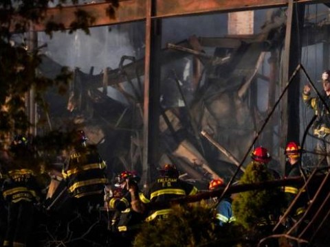 Nueva York: Encuentran muerto a bombero desaparecido en incendio en un geri&aacute;trico