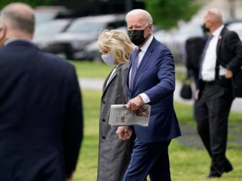 Biden comienza a reunir a las familias migrantes separadas