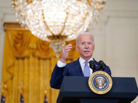 Biden pide al Congreso de Estados Unidos bajar el precio de los medicamentos con receta