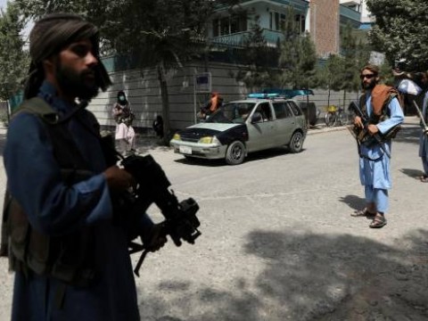 Talibanes lanzan de posibles consecuencias si Estados Unidos prolonga estadia de sus tropas en  Afganist&aacute;n 
