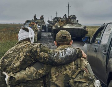 Despu&eacute;s de un a&ntilde;o de guerra 95 % de los ucranianos conf&iacute;a en la victoria, seg&uacute;n un sondeo