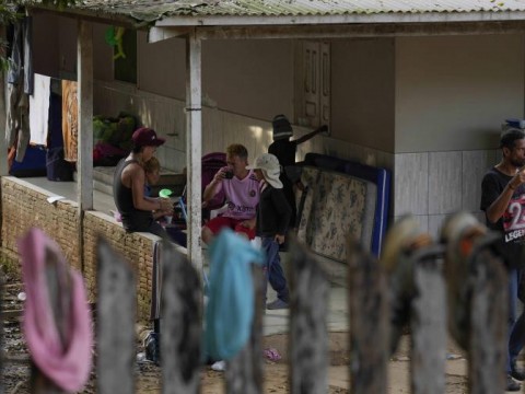 Migrantes hacen una pausa en la Amazon&iacute;a ahora que llegar a Estados Unidos es m&aacute;s complicado