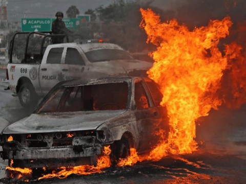 Asesinan a cinco conductores de transporte p&uacute;blico en una jornada violenta en el sur de M&eacute;xico