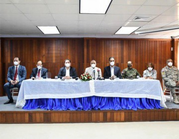 Autoridades de Salud temen rebrotes de contagios ante flexibilizaci&oacute;n de toque de queda 