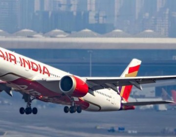 Un avi&oacute;n que volaba entre India y Nueva York reprograma su ruta por posible amenaza