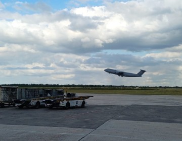 Retiran aviones de Estados Unidos que estaban en Aeropuerto Las Am&eacute;ricas