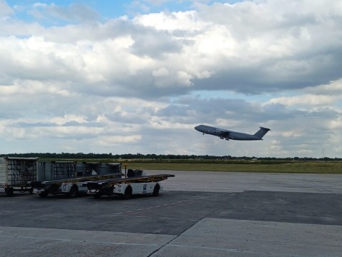 Retiran aviones de Estados Unidos que estaban en Aeropuerto Las Am&eacute;ricas