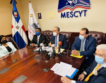Abinader otorga partida adicional de RD$118 millones al MESCYT