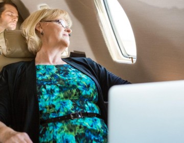 Beber alcohol y dormir en un ambiente similar a un avi&oacute;n podr&iacute;a ser malo para el coraz&oacute;n