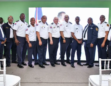 Bomberos agradecen a Abinader reivindicaciones recibidas durante su mandato